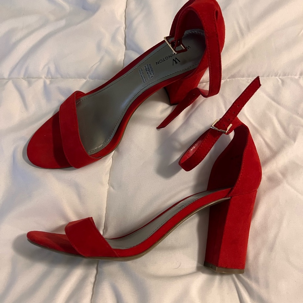 3in heels wore one time size8W